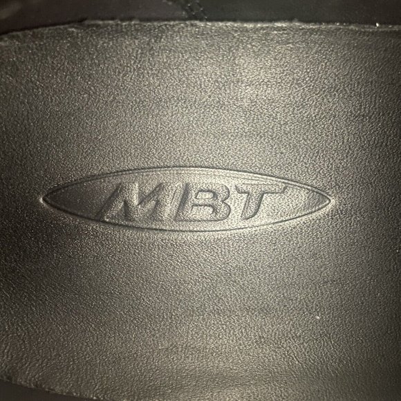 MBT Men's ISIMO 5 WING-TIP BROGUE (Level 3, Premium Black Nappa Leather, Vibram) - Picture 6 of 9